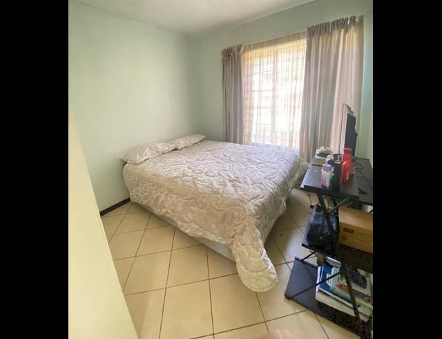 2 BEDROOM APARTMENT TO LET IN MOOIKLOOF RIDGE